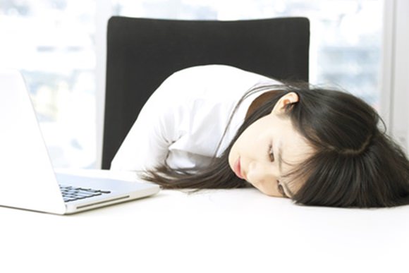 むずむず脚症候群の治療薬の副作用とは？